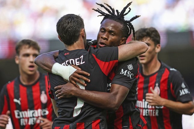 Milan Ditahan Imbang Leeds di Laga Pramusim, Debut Ardon Jashari Jadi Sorotan