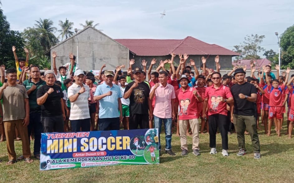 Bupati Sergai Buka Turnamen Mini Soccer U-15, Ajak Peserta Junjung Sportivitas