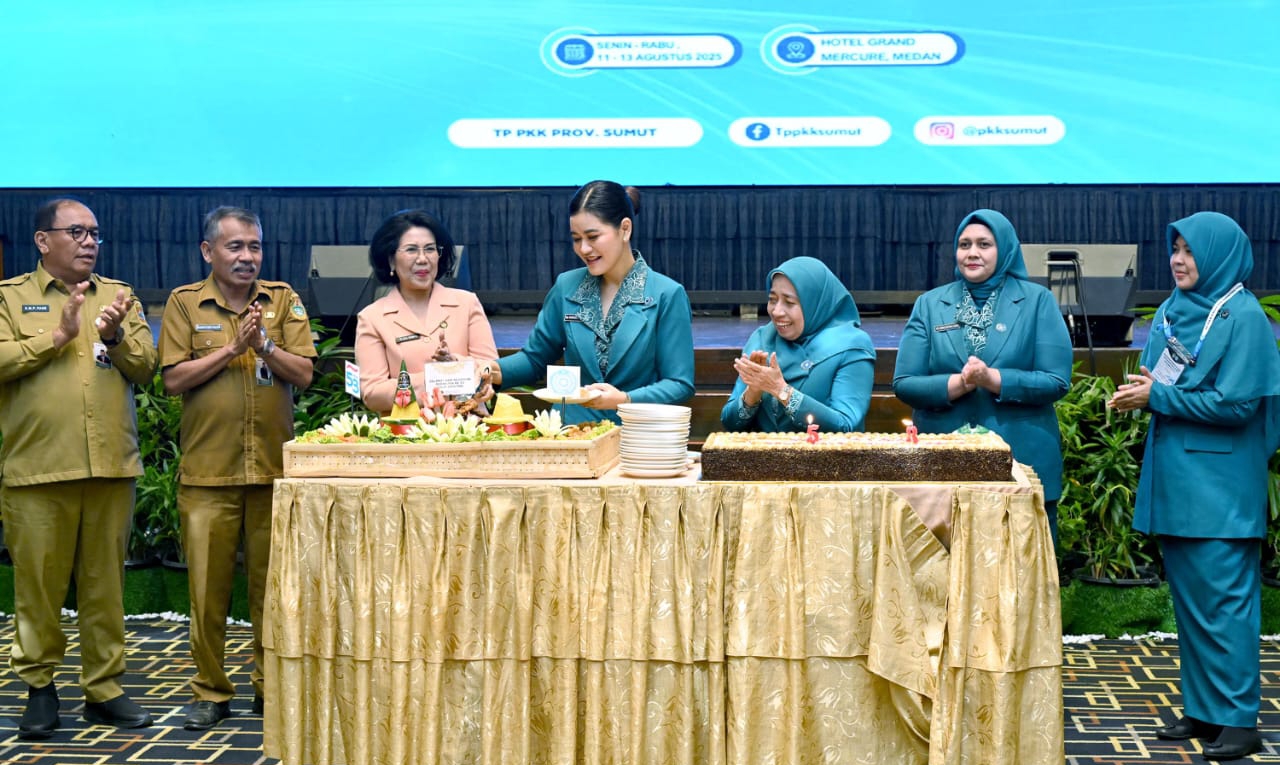 Kahiyang Ayu Dorong Kader PKK Berkontribusi Dukung Program Pemerintah di Puncak HKG ke-53