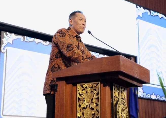 Wamen Fauzan Kampanyekan PPKPT di PKKMB Unud, Serukan Pengabdian untuk Bangsa