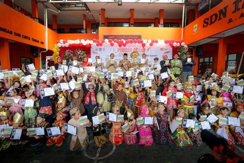 Peluncuran Buku “Cintaku Kepada Sekolahku”, Karya Siswa dan Guru SDN 172 Andir