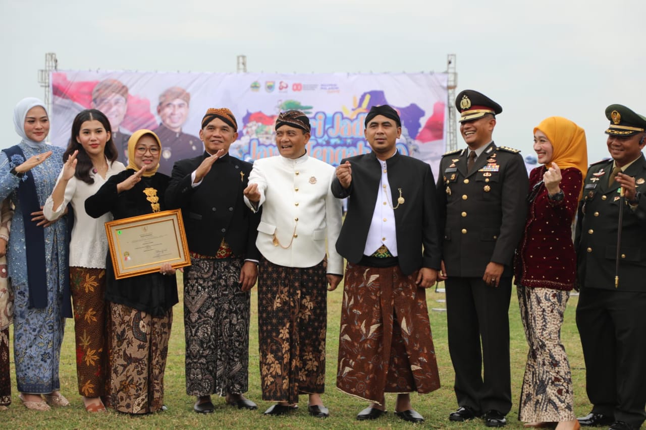 Ahmad Luthfi di HUT ke-80 Jateng: Bupati/Wali Kota Tingkatkan PAD lewat Investasi