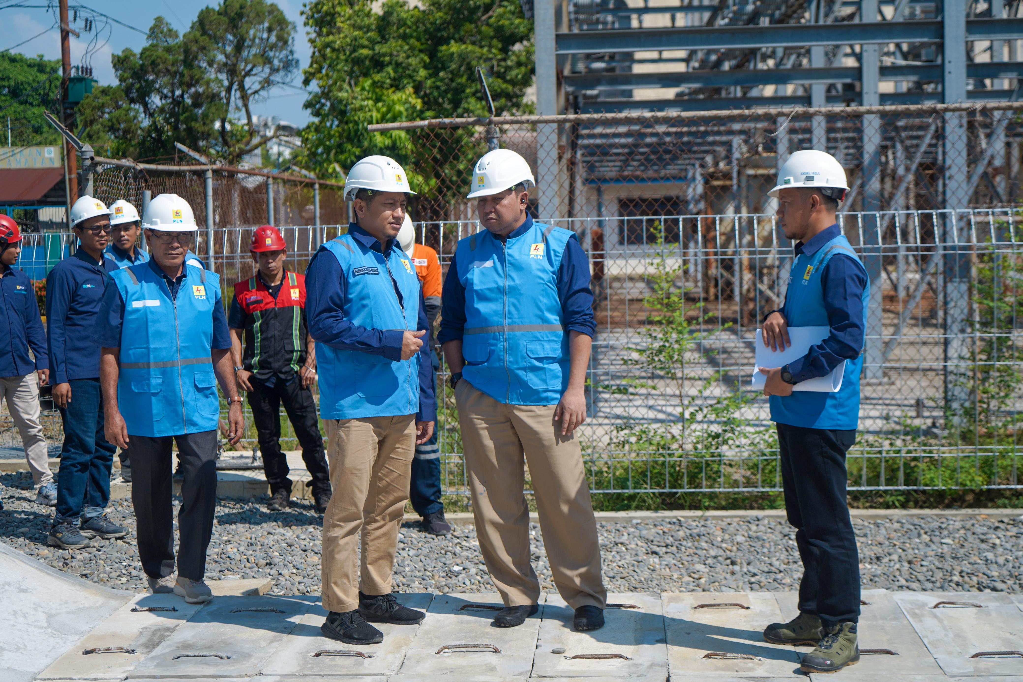 Pastikan Tepat Waktu, General Manager PLN UIP SBU Tinjau Langsung Pekerjaan Pembangunan GIS Glugur