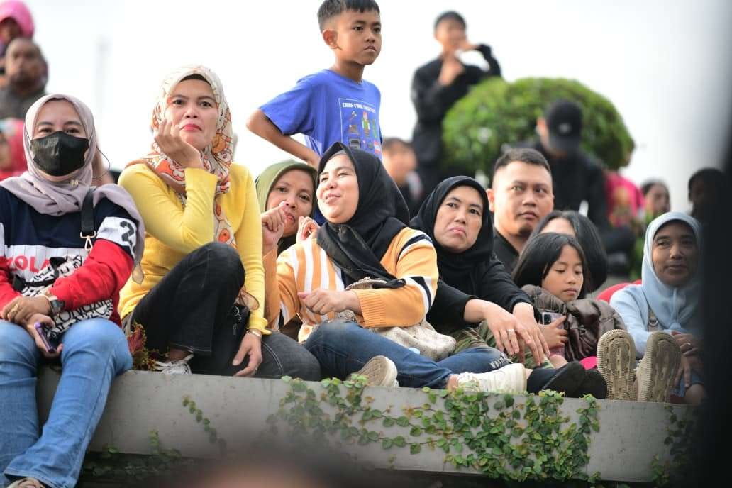 Antusiasme Masyarakat Meriahkan Kirab Budaya