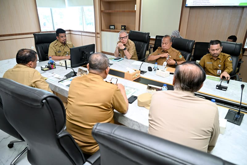 Gubernur Bobby Nasution Tegaskan Tiga Langkah Strategis Atasi Hama Lalat Buah