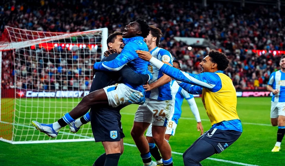 Huddersfield Singkirkan Sunderland Lewat Adu Penalti