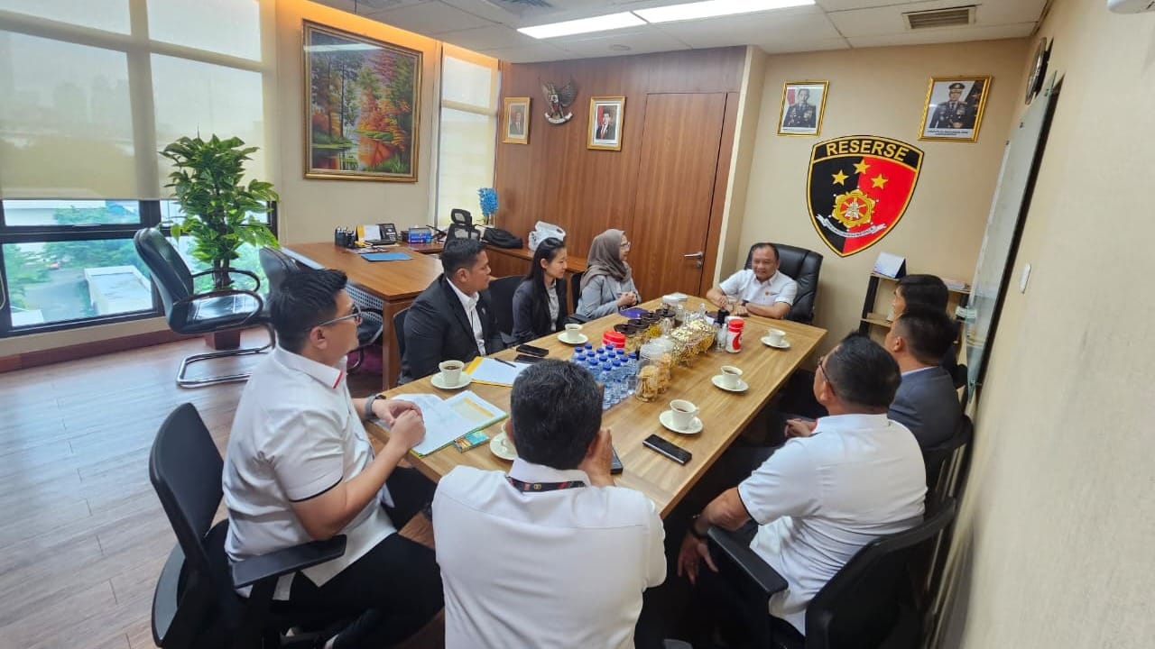 Polri dan Interpol Bersinergi Siapkan Operasi Thunder 2025 Berantas Kejahatan Lingkungan