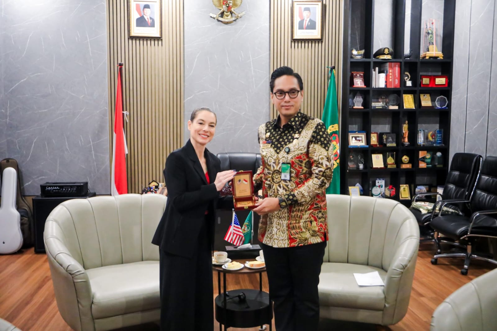 Wali Kota Medan Terima Konsul Amerika Serikat Bahas Kerjasama Investasi, Pendidikan, dan Olahraga