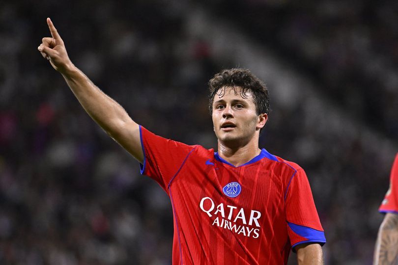 PSG Hancurkan Rekor Tak Terkalahkan Toulouse, Joao Neves Hattrick dalam Kemenangan 6-3