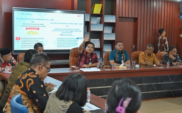 Sekda Sumut Minta Jajaran Diknas Gencarkan Sosialisasi Lima Hari Belajar, Guru Diminta Fokus Mengajar