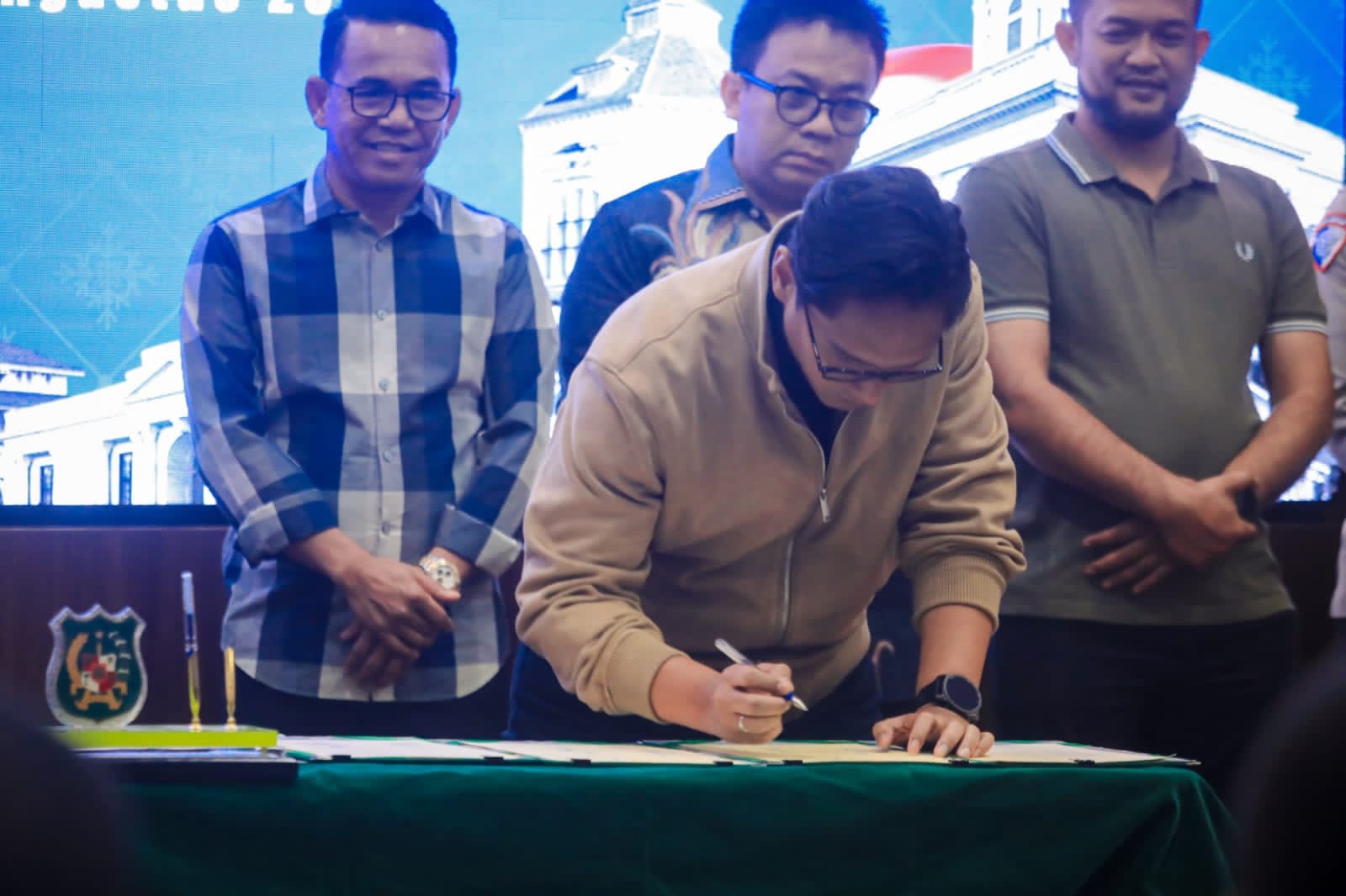 Pemko Medan Gelar Pertemuan Forkopimda dan Tokoh Masyarakat Jaga Kondusifitas Pasca Demo