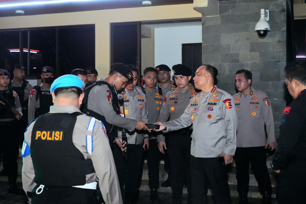 Wakapolri Pimpin Patroli Skala Besar TNI-Polri Pasca Kerusuhan