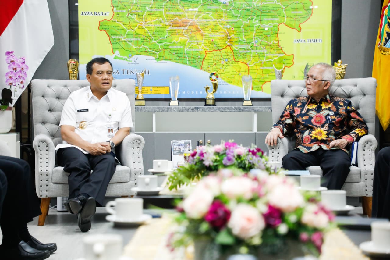 Dukung Mutu Pendidikan, Pemprov Jateng Kucurkan Dana Hibah Rp16,6 M untuk Perguruan Tinggi Swasta