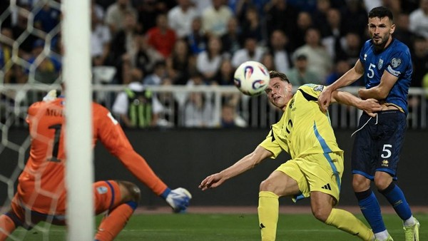 Swedia Dibungkam Kosovo 0-2, Gyokeres dan Isak Gagal Bersinar