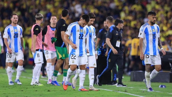 Dua Kartu Merah Warnai Kekalahan Argentina 0-1 dari Ekuador