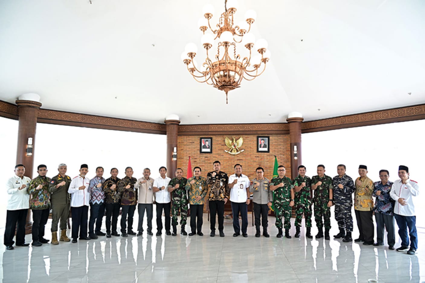 Kemendagri Apresiasi Kondusivitas Sumut Saat Demo, Bobby Nasution Siap Aktifkan Siskamling