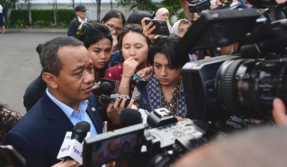 Diskusikan Percepatan Energi Bersih, Presiden Prabowo Undang Menteri ESDM ke Istana