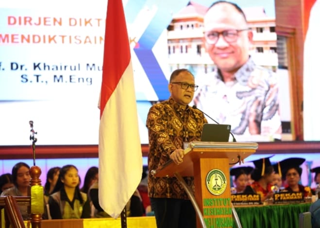 Dirjen Dikti Ingatkan Lulusan Tenaga Kesehatan Deli Husada Pentingnya Integritas dan Daya Saing Global