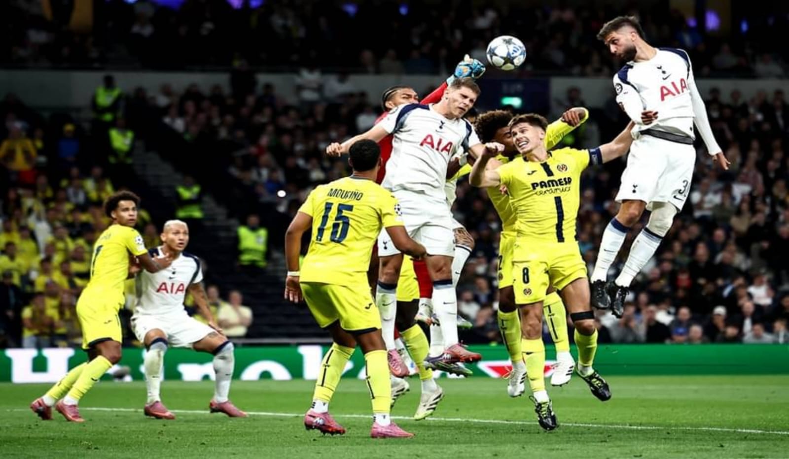 Gol Bunuh Diri Kiper Villarreal Antar Tottenham Menang 1-0 di Liga Champions