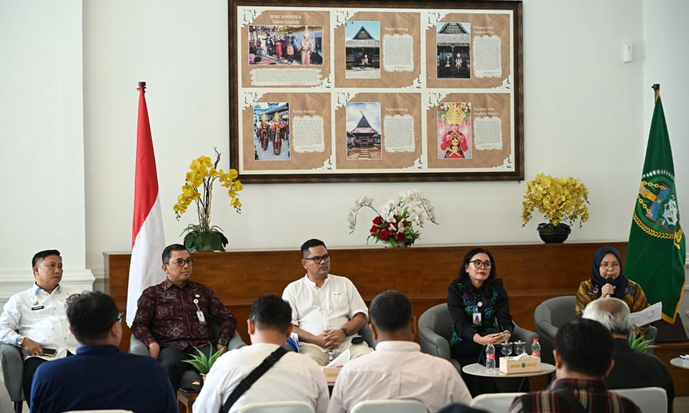 Program PUBG Pemprov Sumut Hadirkan SPP Gratis, Internet, Perpustakaan, hingga Pelatihan Guru