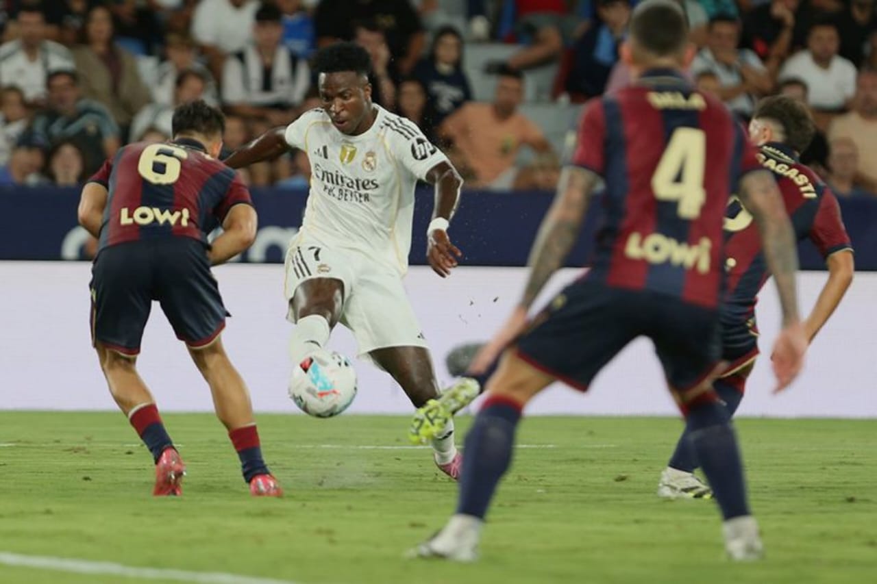 Real Madrid Bungkam Levante 4-1, Mbappe Cetak Brace