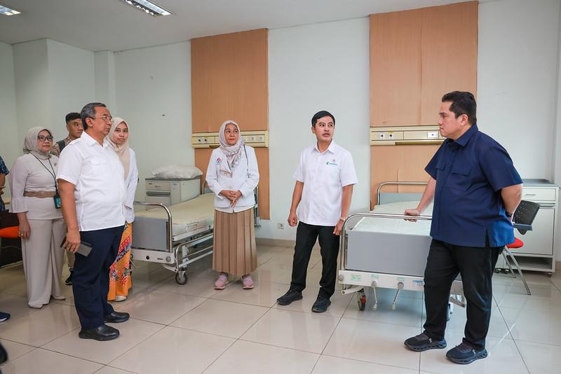 Wamenkes Bersama Menpora Pantau Progres Revitalisasi RS Olahraga Nasional