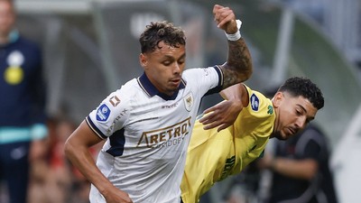 Masuk sebagai Pengganti, Dean James Tak Mampu Selamatkan Go Ahead Eagles dari Kekalahan