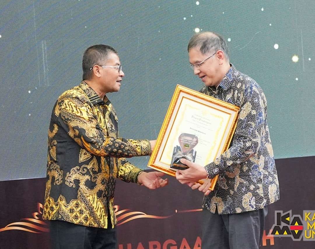 Unpad Sabet Penghargaan JDIH dari Pemprov Jawa Barat