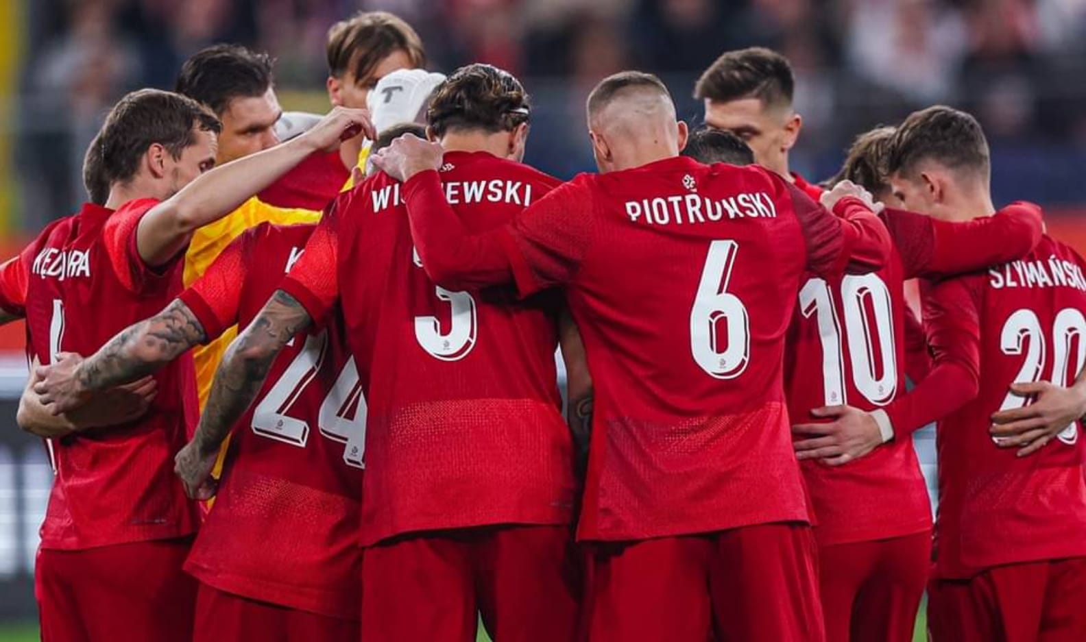 Urban Kritik Performa Polandia Meski Menang, Kozlowski Rayakan Comeback Emosional