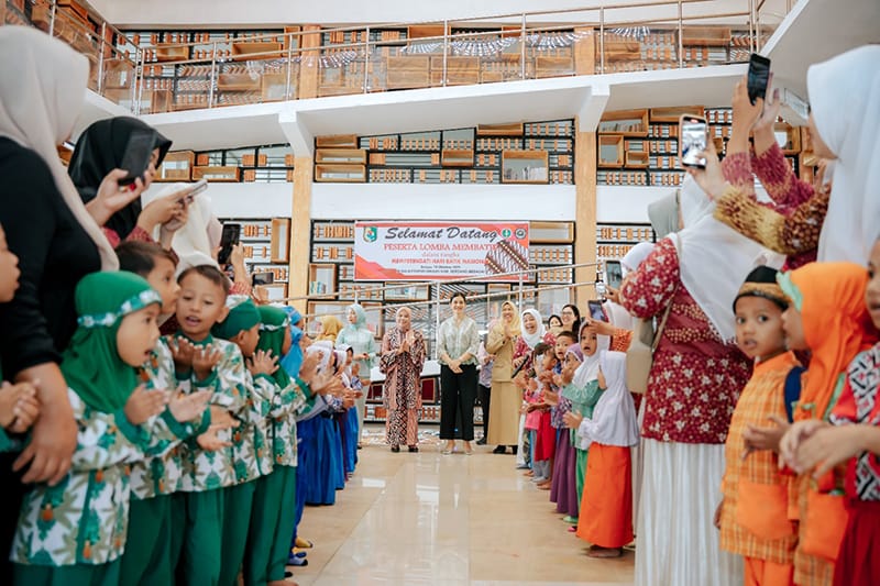 Lomba Membatik di Sergai, Kahiyang Ayu Tanamkan Cinta Budaya pada Anak-Anak