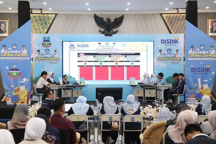 LCC SD dan SMP 2025 Resmi Dibuka, Bupati Garut Ajak Siswa Tingkatkan Literasi dan Numerasi