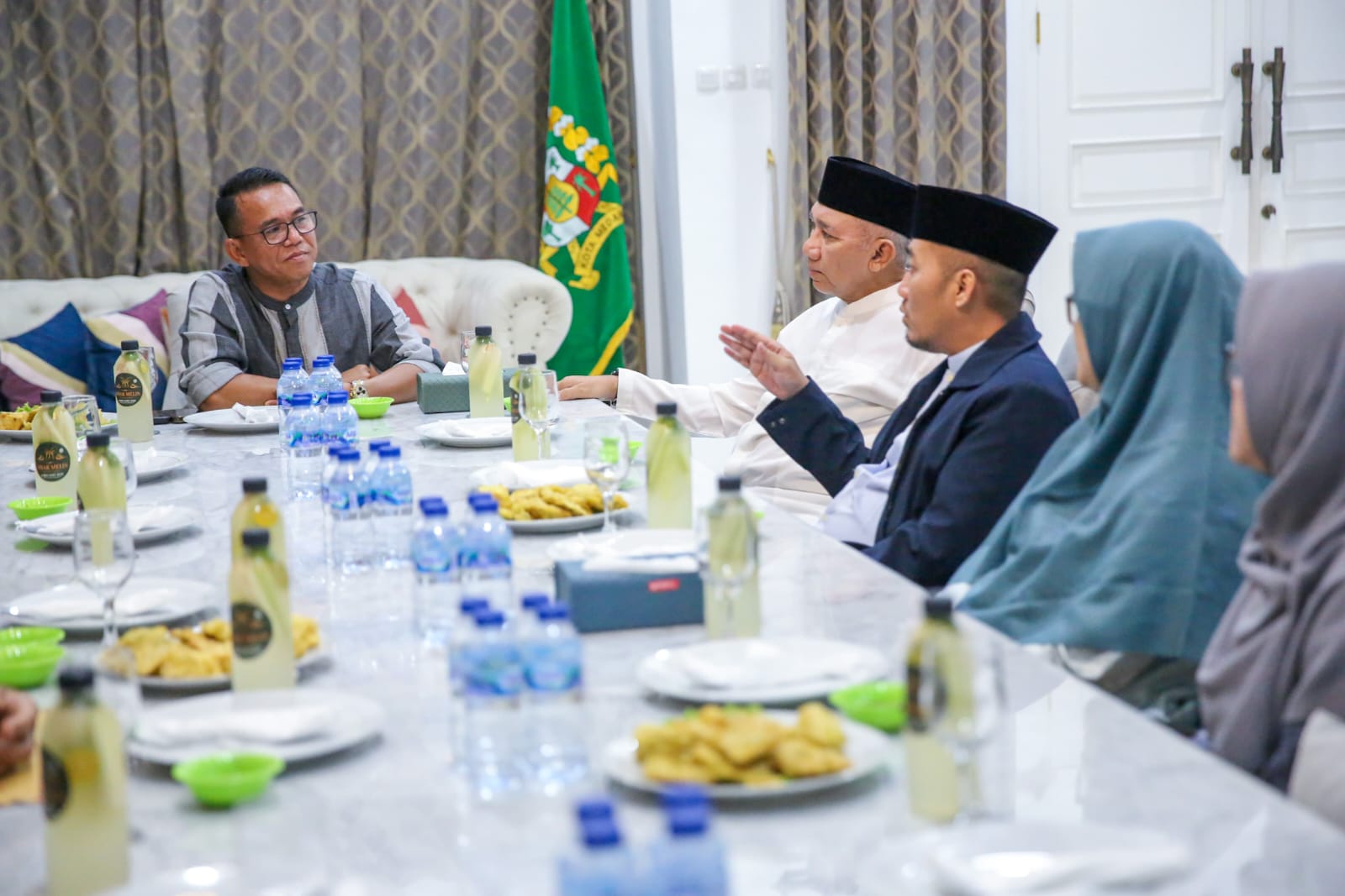 Kunjungan Presiden Universitas dan Pimpinan Ponpes Darunnajah Disambut Zakiyuddin Harahap