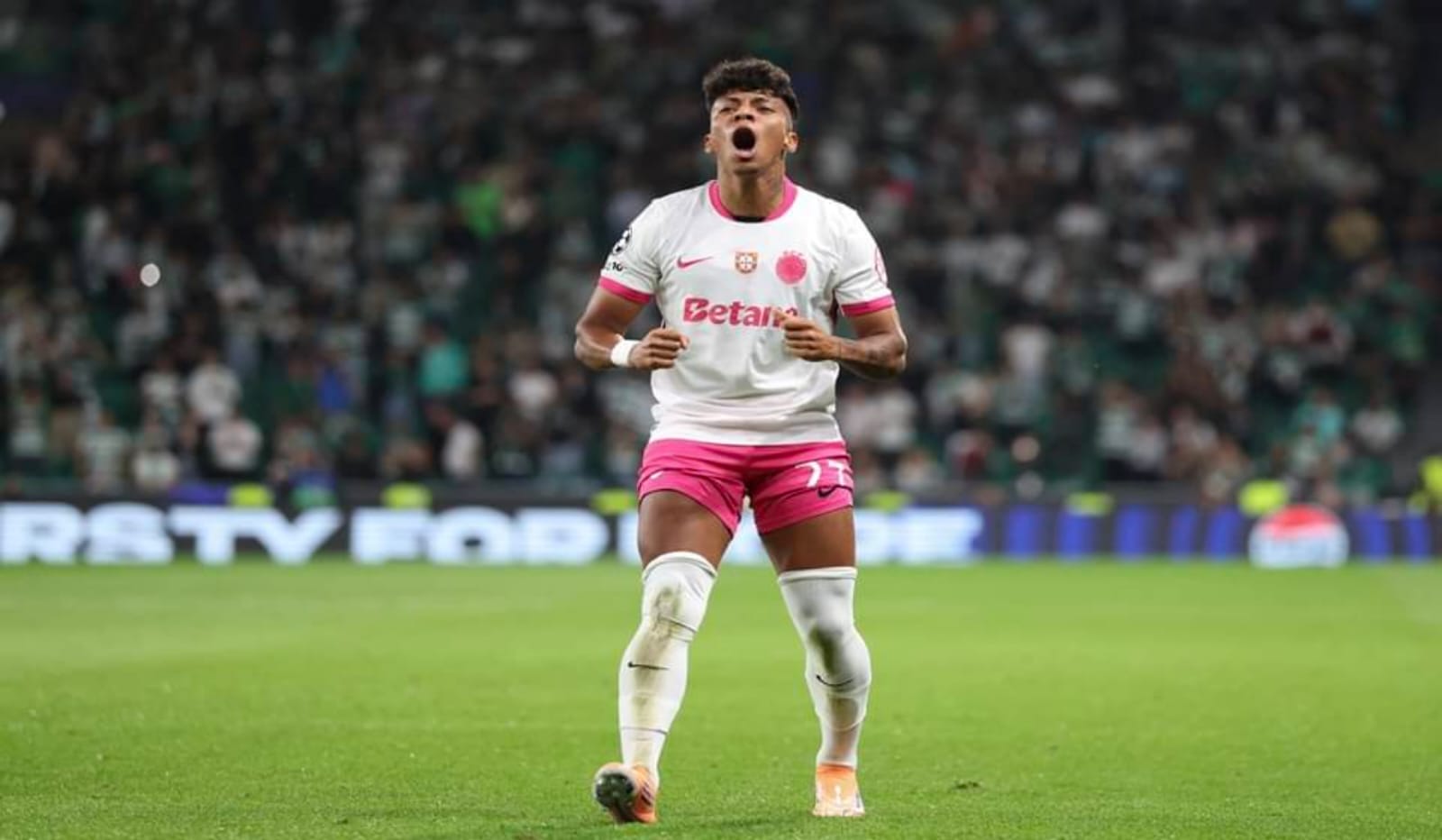 Gol Telat Alisson Santos Bawa Sporting Lisbon Tumbangkan Marseille 2-1