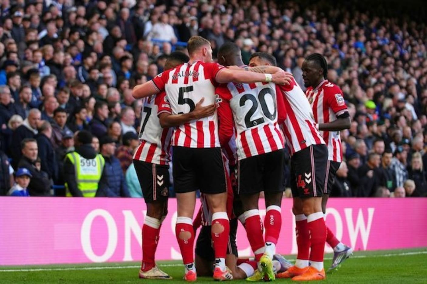 Sunderland Taklukkan Chelsea di Stamford Bridge Lewat Gol Telat Talbi