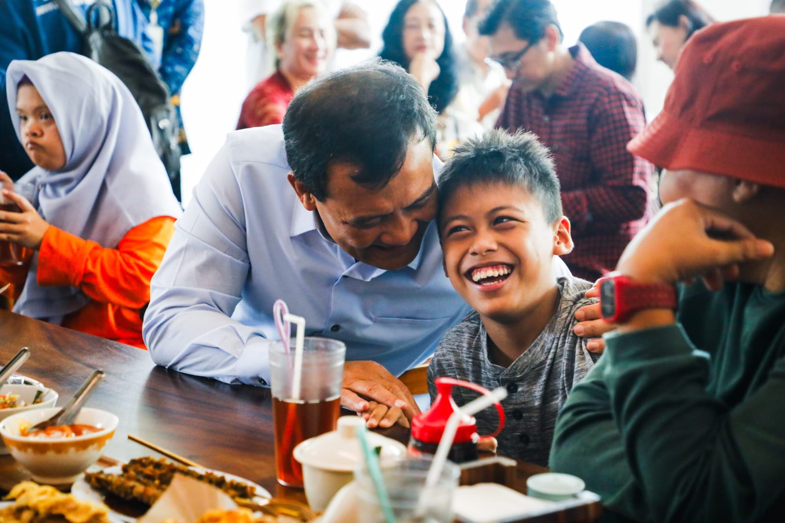 Ahmad Luthfi Tunjukkan Kepedulian dengan Berbagi Kebahagiaan kepada Penyandang Difabel