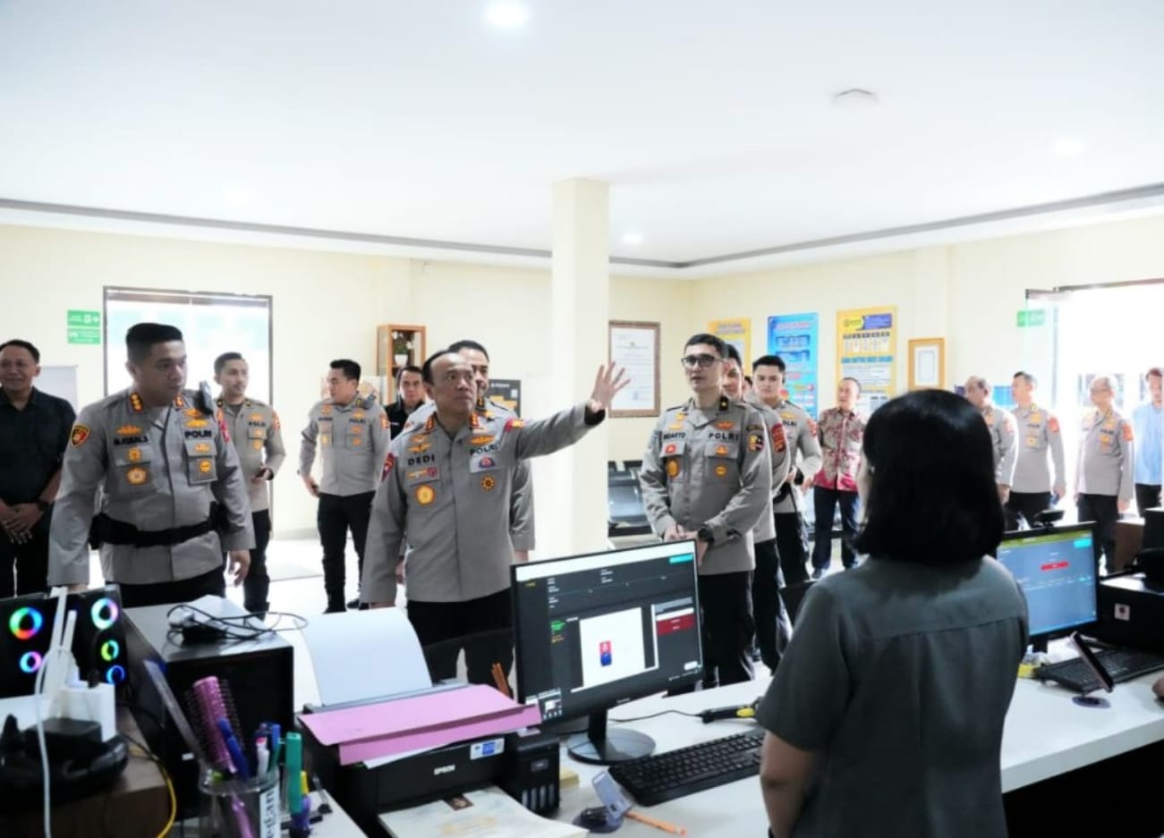 Wakapolri Tinjau Revitalisasi SPKT Denpasar, Tegaskan Komitmen Polri Perkuat Pelayanan Publik
