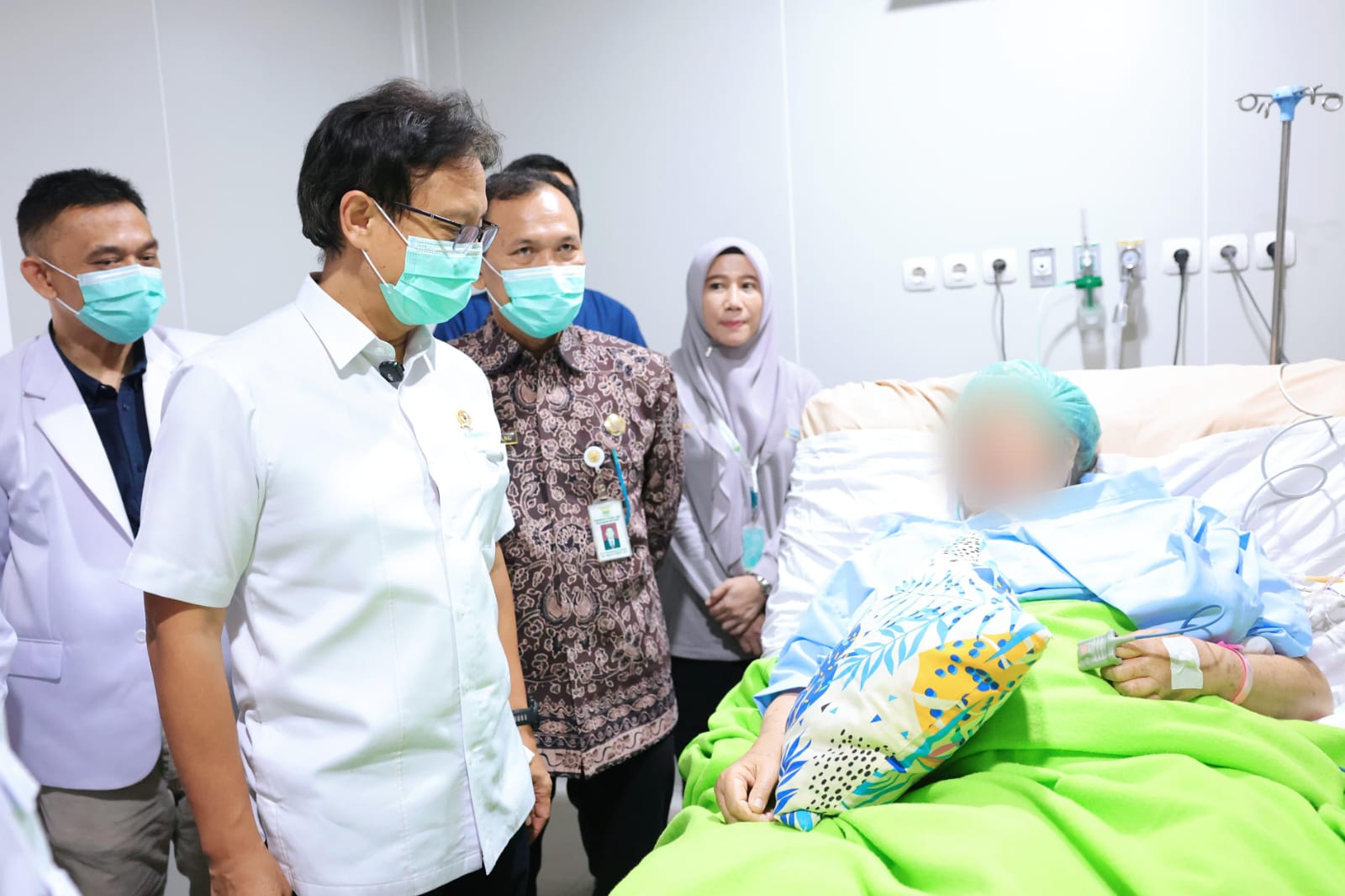 Operasi Jantung Terbuka Perdana di Jambi Berhasil Dilaksanakan