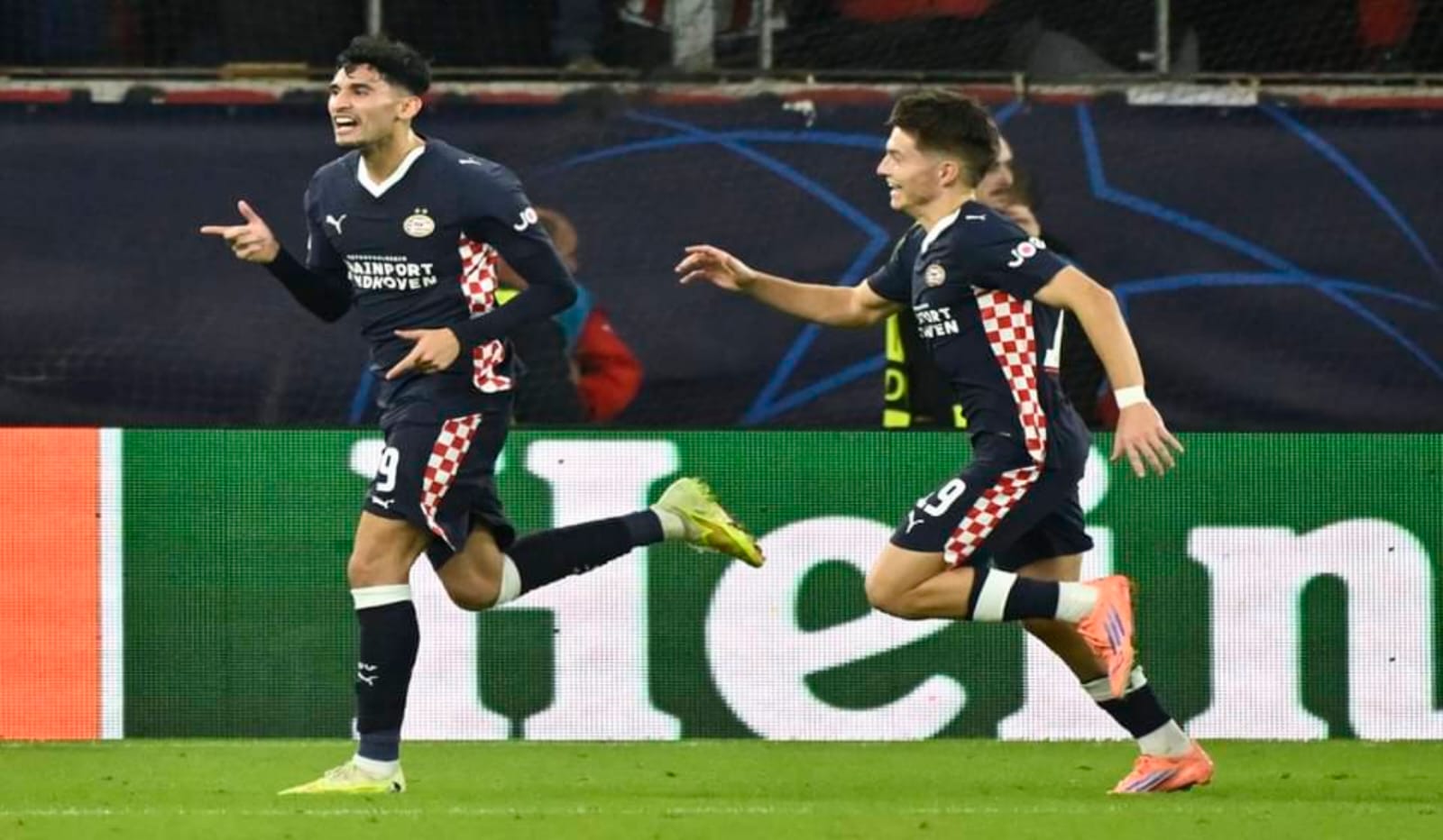 Gol Ricardo Pepi di Masa Injury Time Selamatkan PSV dari Kekalahan di Markas Olympiakos