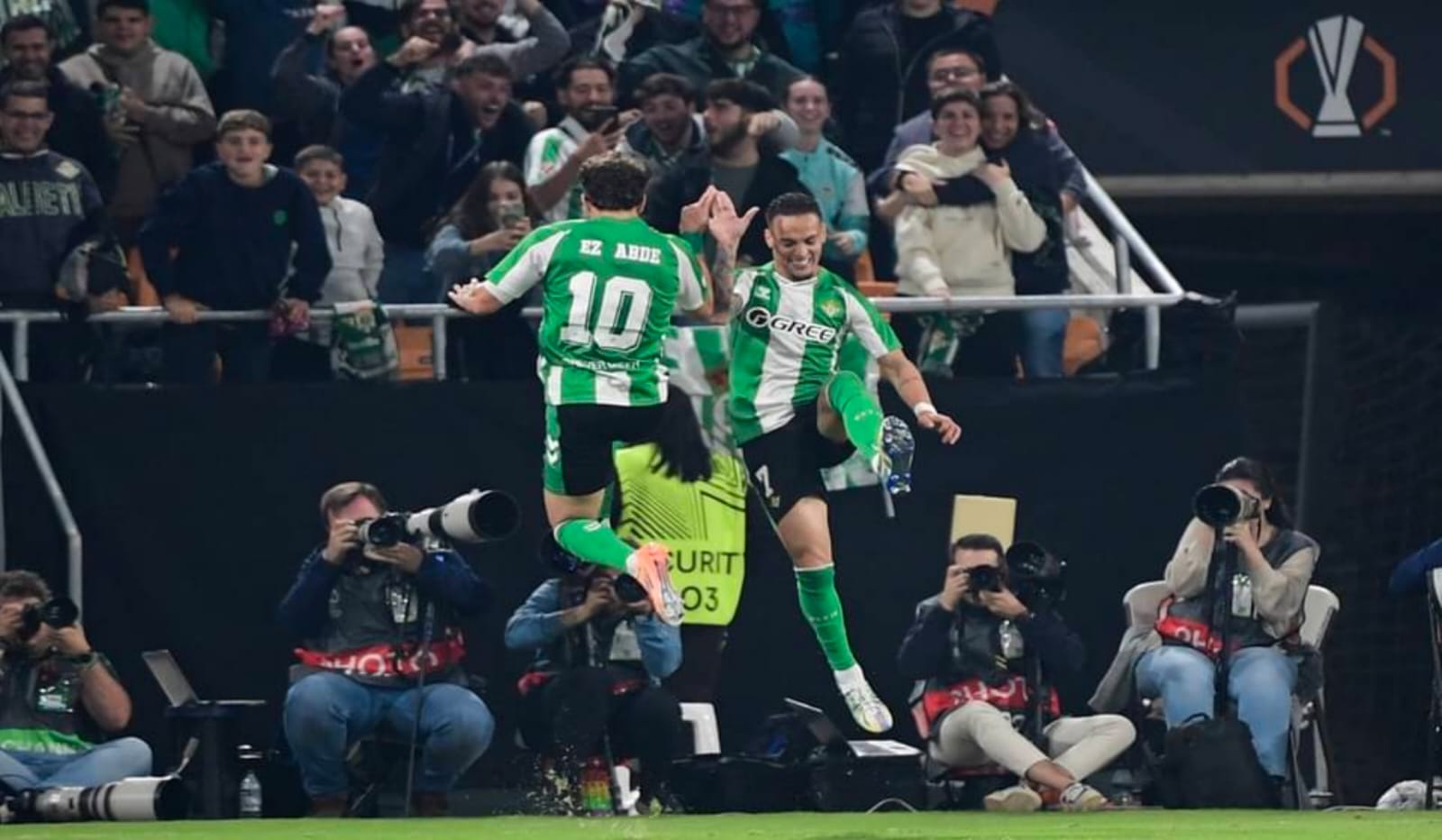 Antony Antar Real Betis Kalahkan Lyon 2-0 di Liga Europa