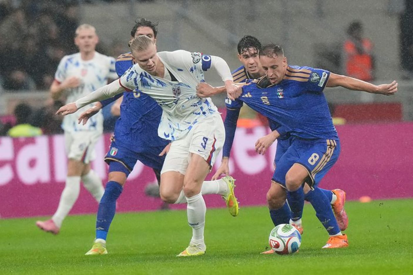 Italia Tumbang 1-4 dari Norwegia