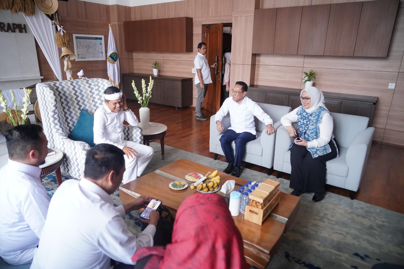 Wamenkes dan Gubernur Jabar Susun Strategi Atasi Ledakan Kasus TBC