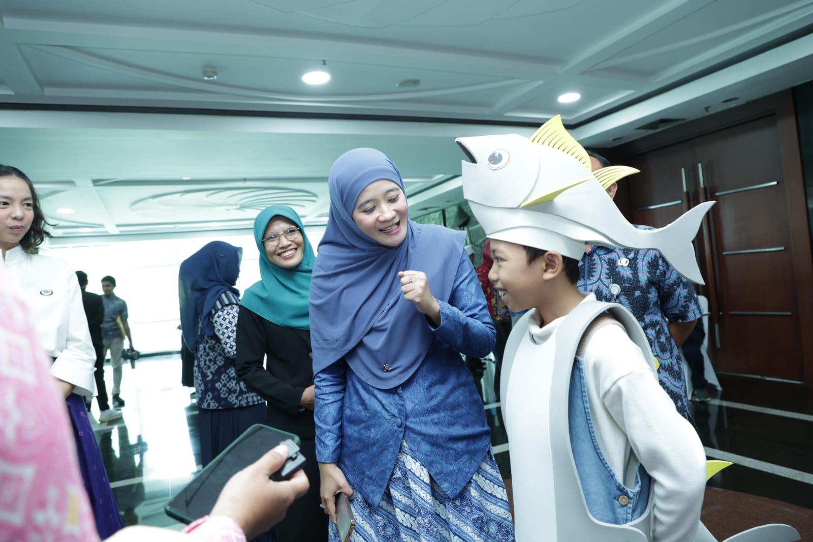 Final Lomba Dongeng Ikan Nasional: Aksi Memukau Hazlam dari Purwokerto Tuai Pujian, Nawal Yasin Sebut Luar Biasa