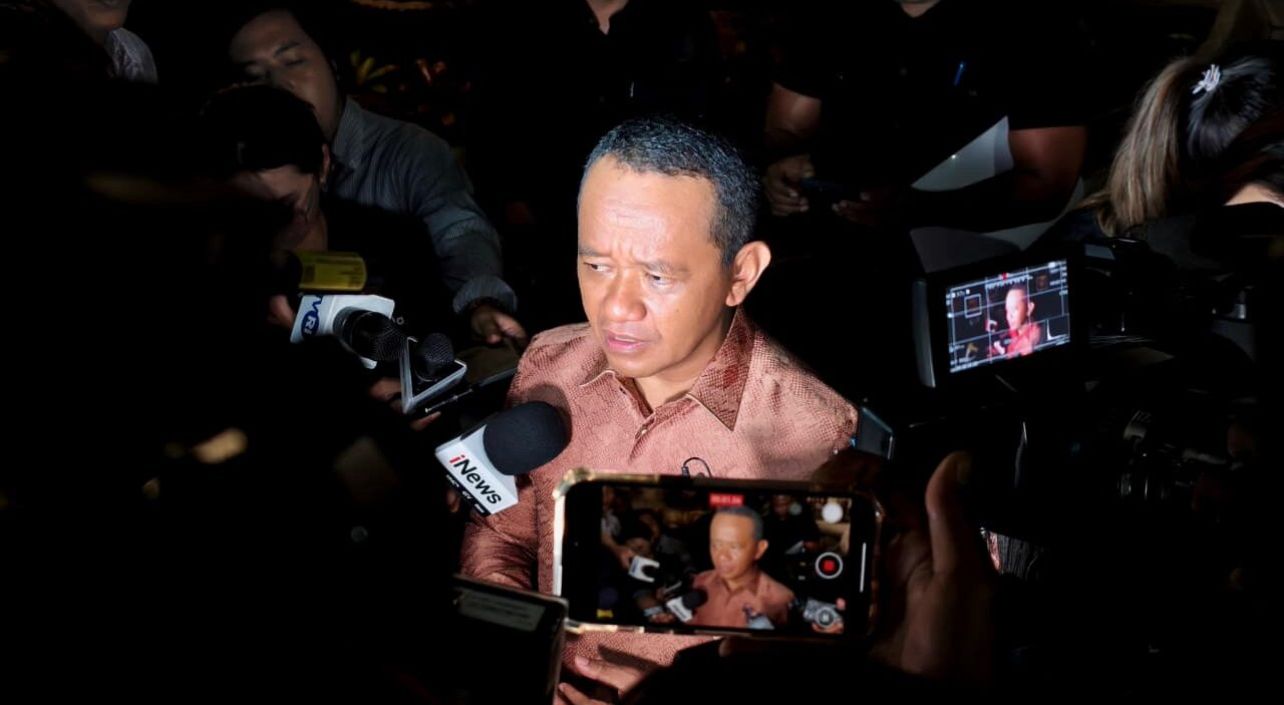 Presiden Prabowo Panggil Menteri ESDM Bahas Implementasi PLTS Satu Desa Satu Megawat untuk Percepat Energi Bersih