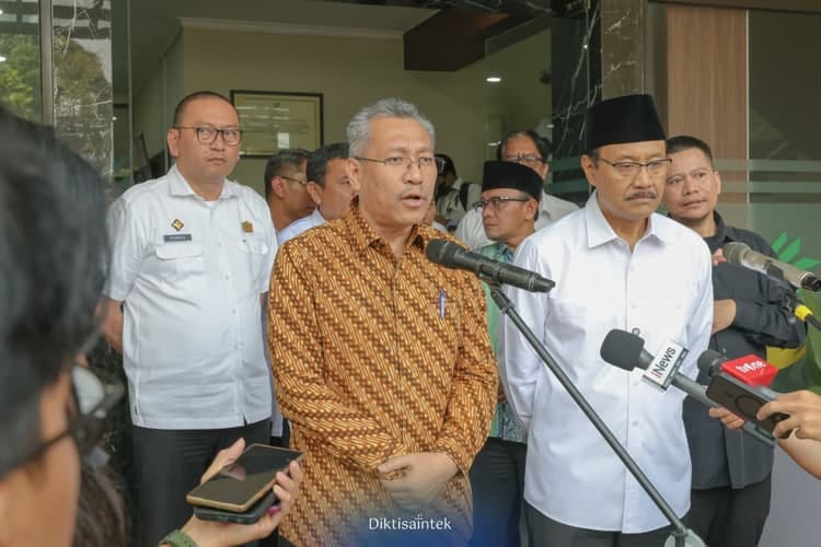 Perkuat Akses Pendidikan, Kemdiktisaintek dan Kemensos Bersinergi untuk Siswa Sekolah Rakyat