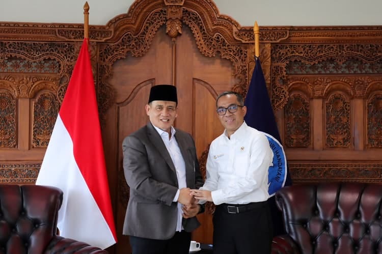 Akselerasi Sekolah dan Madrasah Unggul Diperkuat Kemdiktisaintek Melalui Sekolah Garuda Transformasi