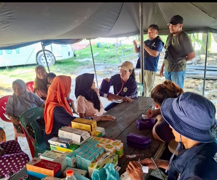 Fakultas Keperawatan dan Kedokteran USU Salurkan Bantuan dan Beri Layanan Kesehatan untuk Masyarakat Terdampak Bencana