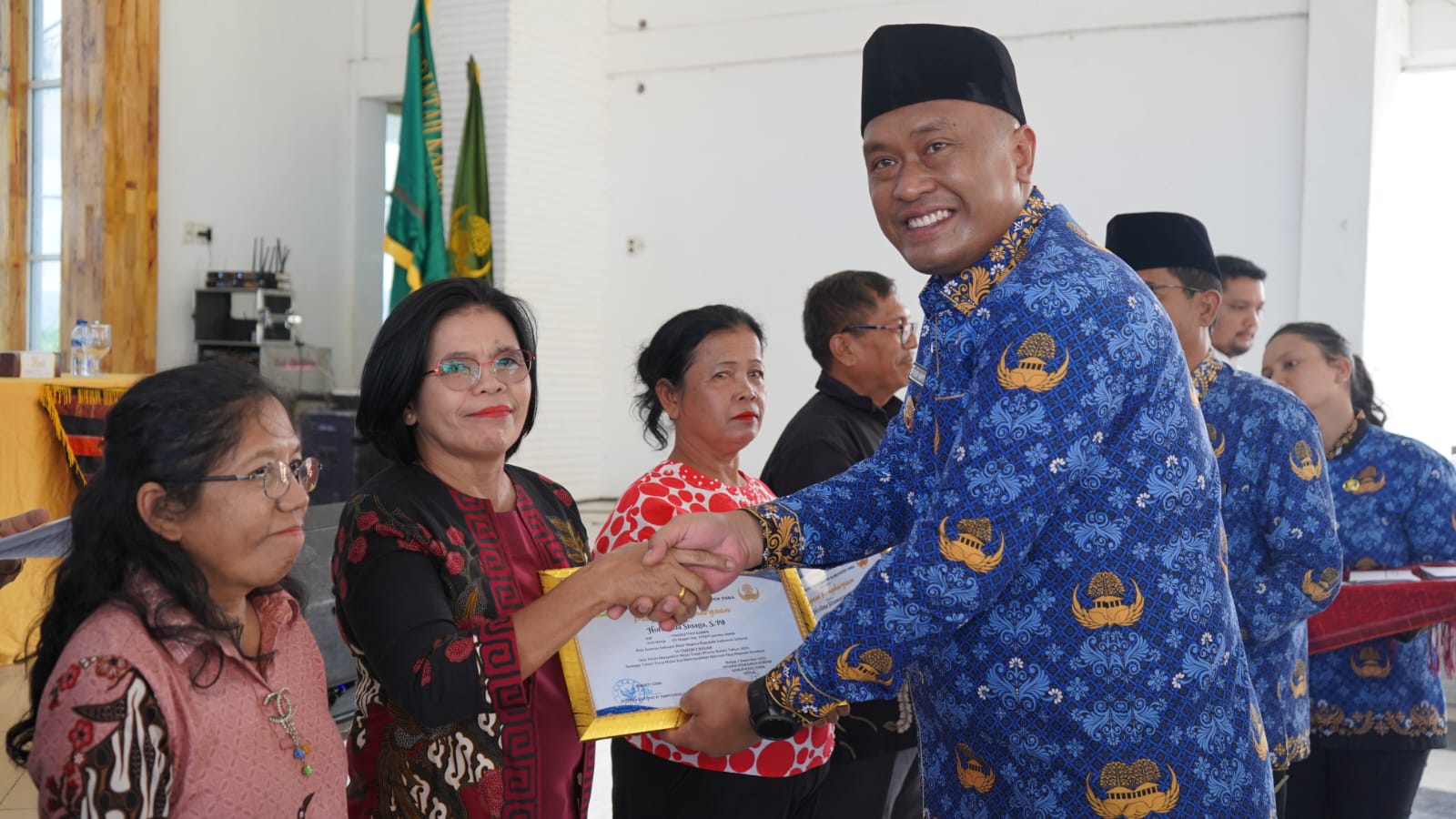 173 ASN Toba Purna Bhakti, Bupati Effendi Napitupulu Tekankan Silaturahmi dan Saran Berkelanjutan