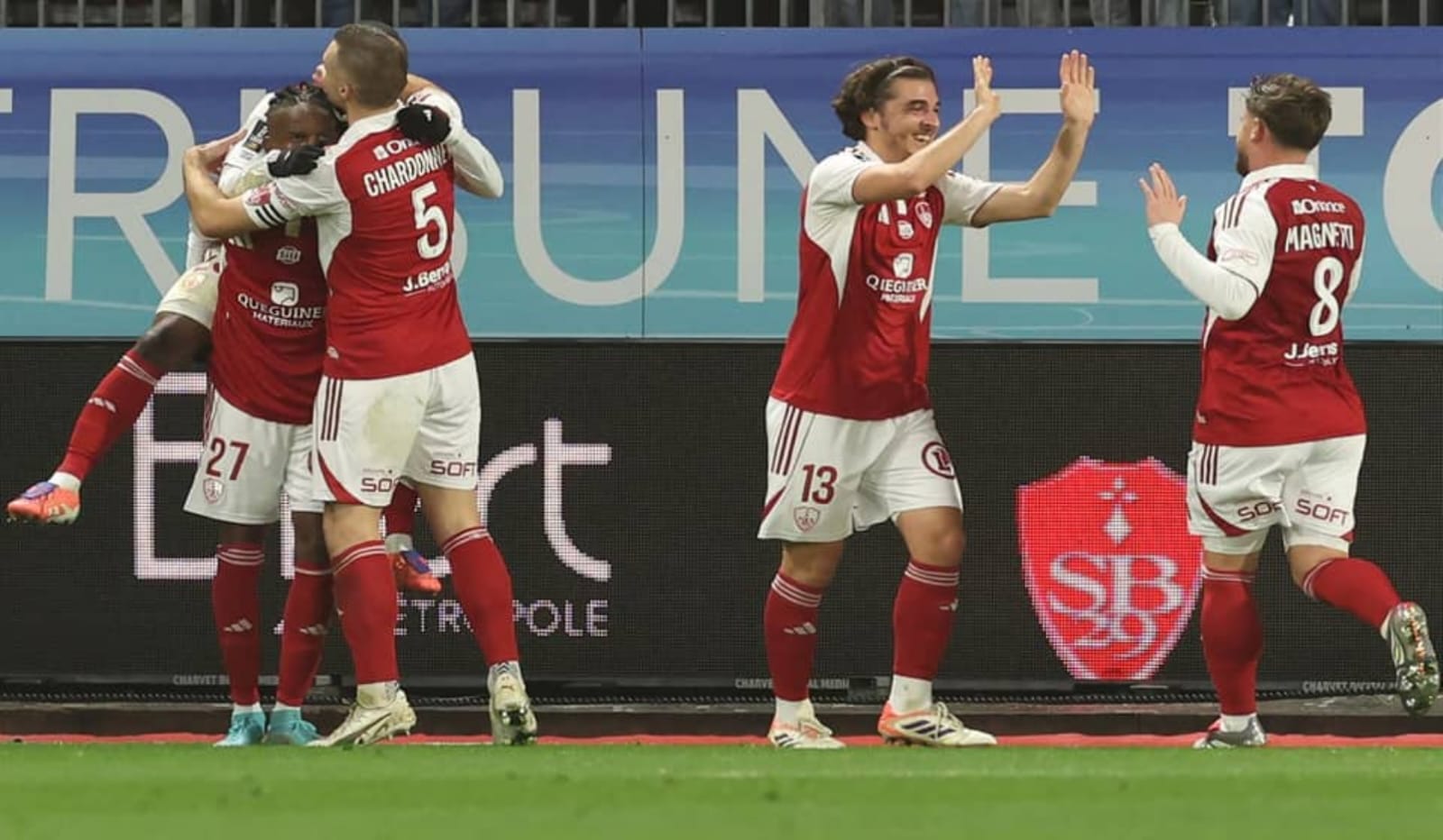 Brest Tekuk Monaco 1-0 Meski Bermain dengan 10 Pemain