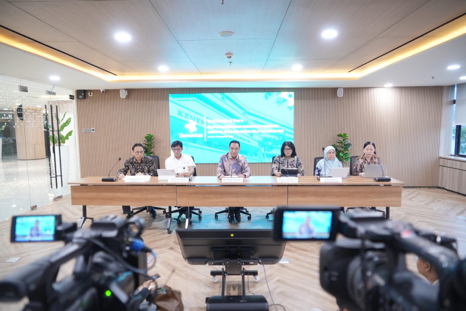 Kemenkes Tegaskan Layanan Kesehatan Tetap Terjangkau di Semua Wilayah Pasca Bencana