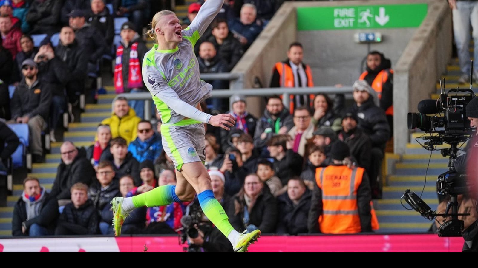 Manchester City Tampil Efektif, Tekuk Crystal Palace 3-0 di Selhurst Park
